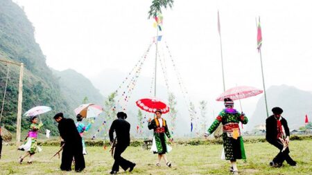 LẠNG SƠN – HÀ GIANG – CHỢ TÌNH KHAU VAI – CAO BẰNG (4 ngày 3 đêm)